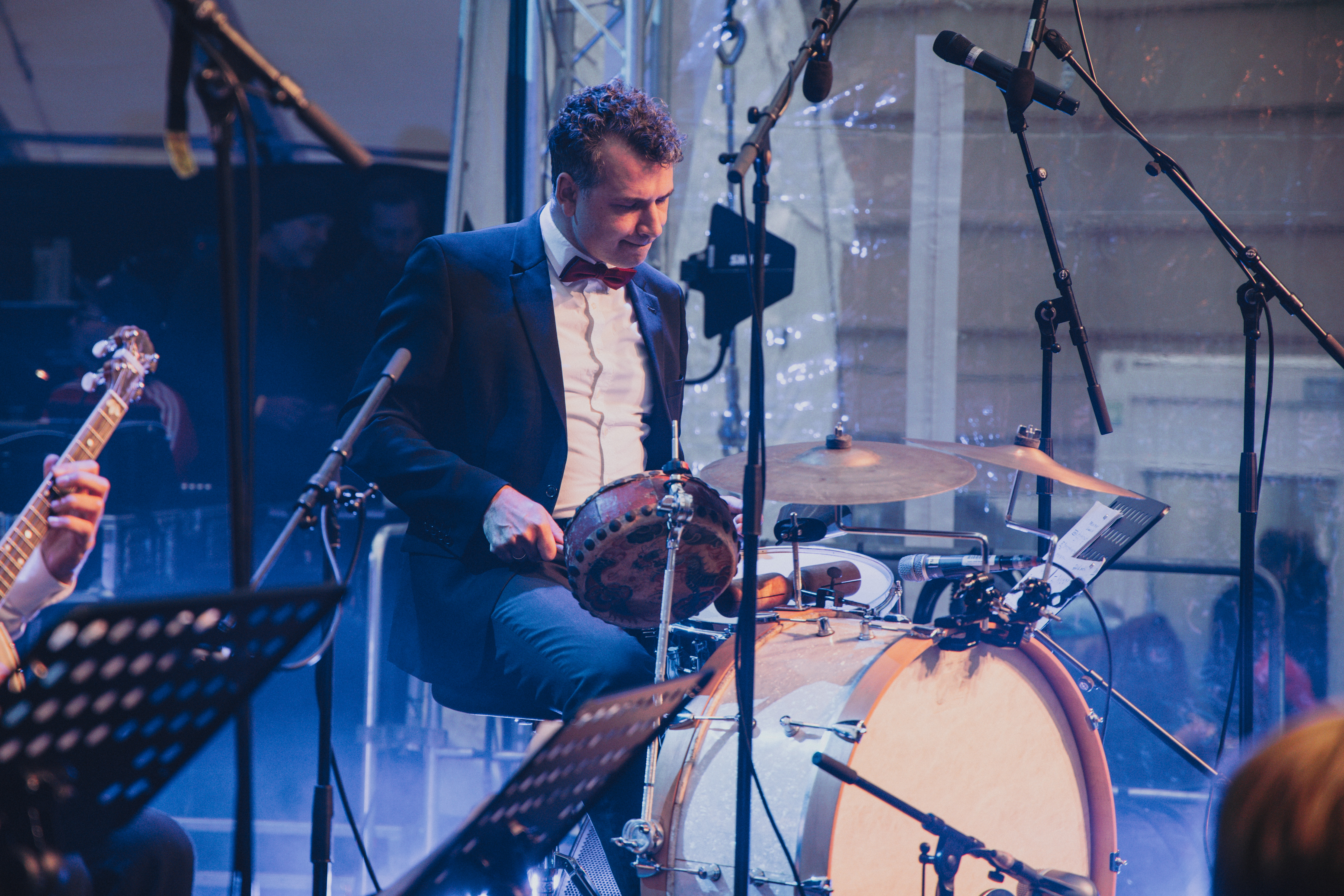 François Perdriau performing live on drums